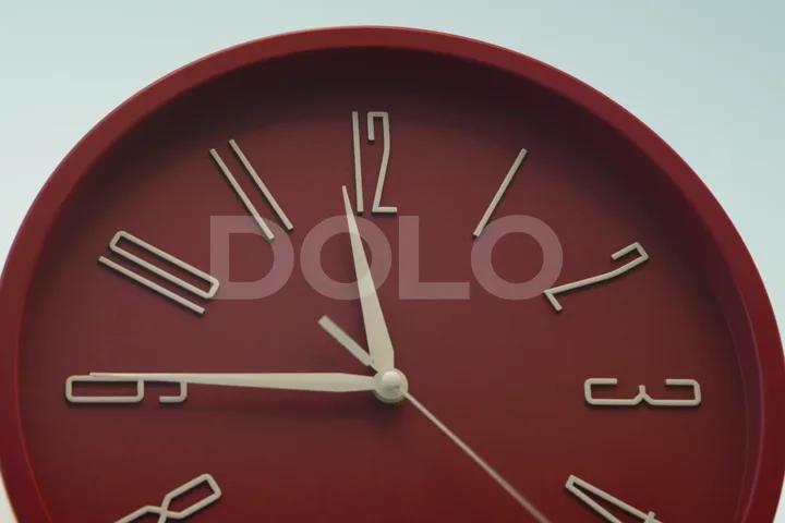 Red Clock Timelapse from 11:45 to Noon